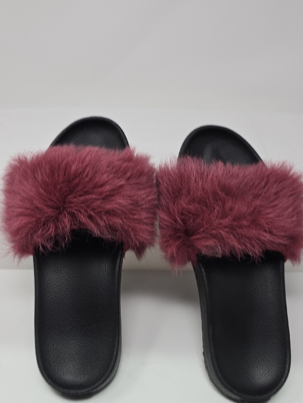 UGG Women's Royale Slide NWOB